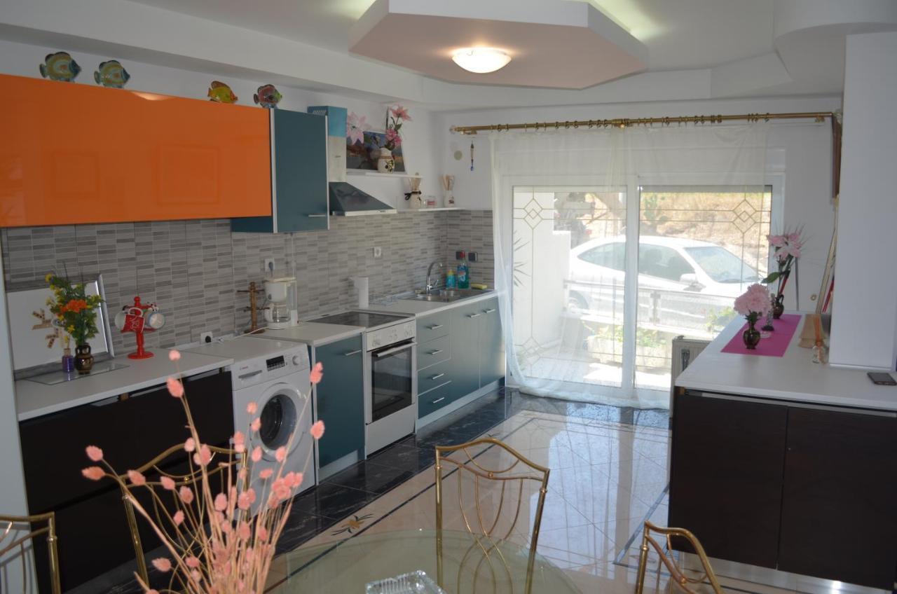 Villaer Aphrodite Lux Sea View *